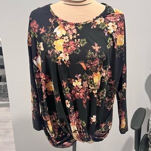 Black Floral Ruched Tunic Top | Fall Boho Blouse